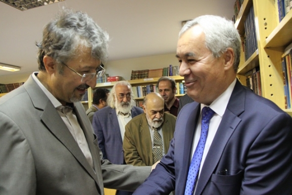 نظام‌الدین زاهدی (سفیر جمهوری تاجیکستان در ایران)، دکتر اکبر ایرانی 