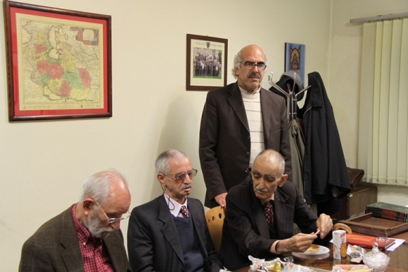 از سمت راست سید علی آل داود، استاد ایرج افشار، محمدحسن ابریشیمی و استاد محمدعلی موحد