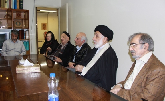 دکتر علی موسوی گرمارودی، حجت‌الاسلام سیدهادی خامنه‌ای، دکتر محمدرضا توکلی صابری، دکتر مهدی محقق