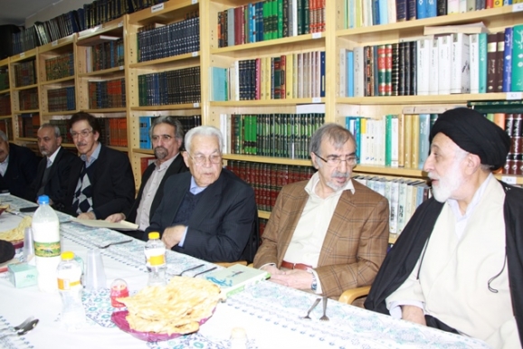 حجت‌الاسلام سیدهادی خامنه‌ای، دکتر سیدعلی موسوی گرمارودی، پروفسور یوسف ثبوتی، منوچهر صدوقی سها، دکتر علی‌اشرف مجتهد شبستری