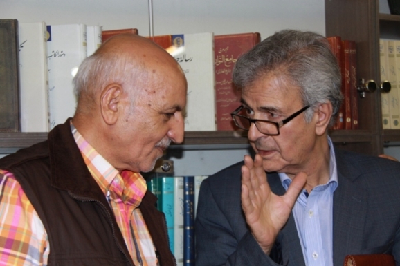 از راست: اصغر دادبه و قاسم صافی 