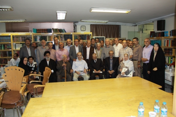 مهمانان پنجاه و سومین دیدار دوستانه مرکز پژوهشی میراث مکتوب 