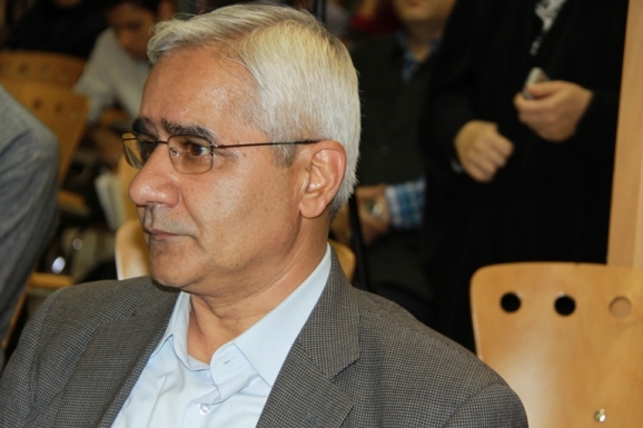 منصور صفت گل -  عضو هيئت علمي گروه تاريخ دانشگاه تهران