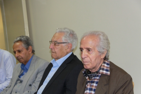 از راست: علی بلوکباشی، پژوهشگر فرهنگ عامه، یوسف ثبوتی، رییس مرکز تحصیلات تکمیلی علوم پایۀ زنجان و عبدالحسن بصیره، پژوهشگر 